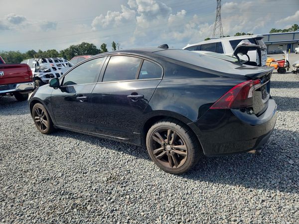 2013 VOLVO S60