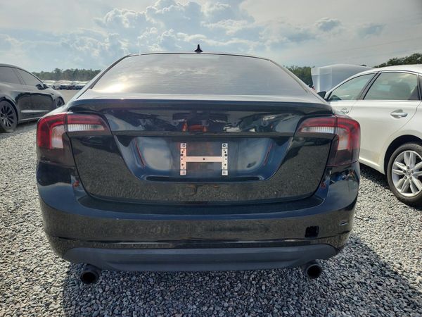 2013 VOLVO S60