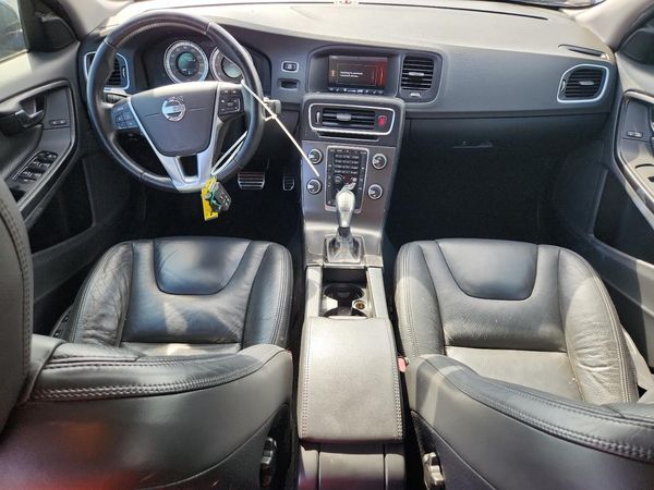 2013 VOLVO S60