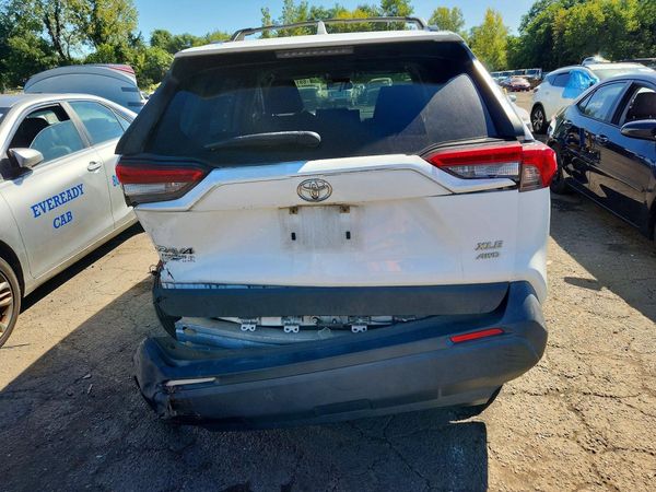 2020 TOYOTA RAV4 — DIRR