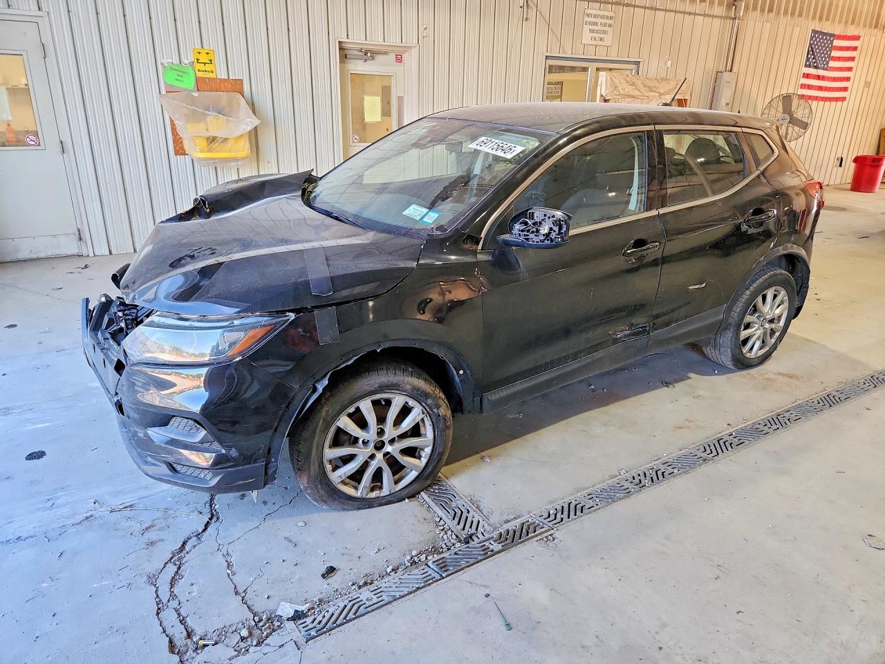 2021 NISSAN ROGUE SV — Front 3/4