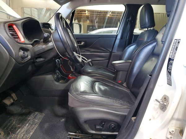 2016 JEEP RENEGADE — DENT