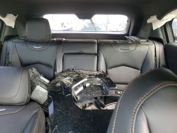 2019 CADILLAC XT4 Sport — SUVN