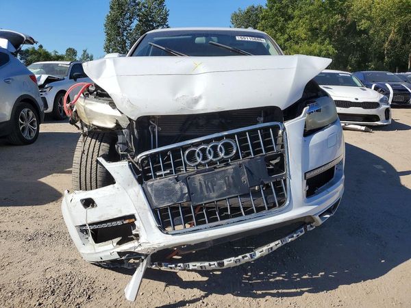 2012 AUDI Q7 Prestige — DIRF