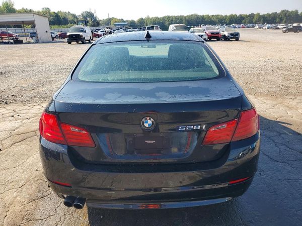 2012 BMW 528
