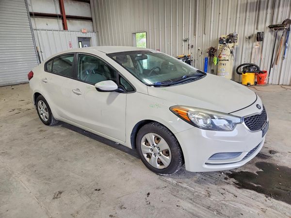 2015 KIA FORTE — Passenger 3/4