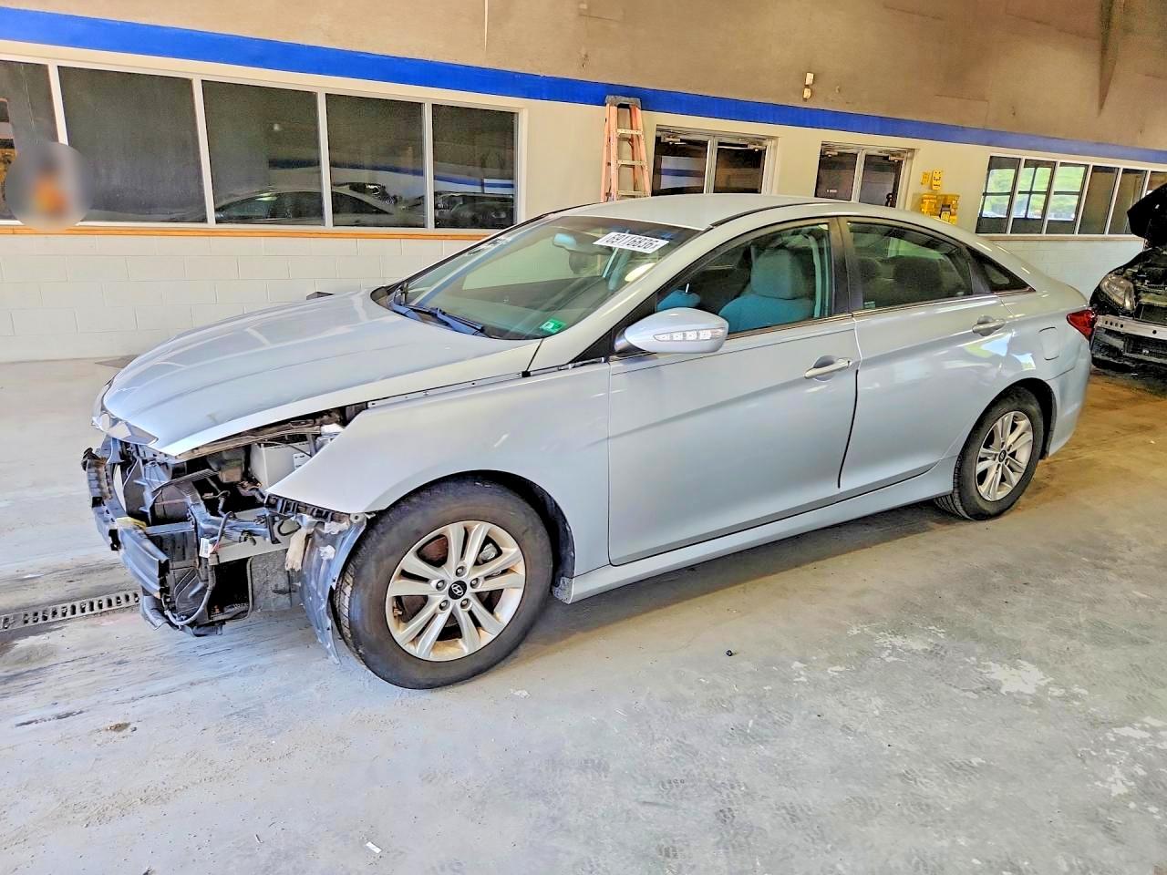2014 HYUNDAI SONATA — Front 3/4