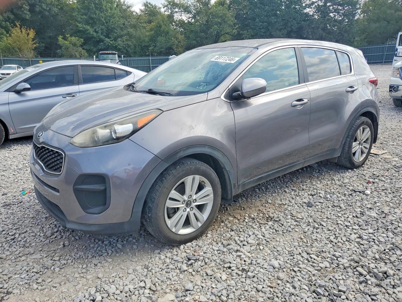 2019 KIA SPORTAGE LX — Front 3/4