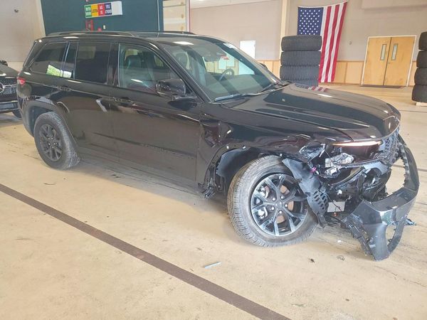 2025 JEEP GRAND CHEROKEE 4XE 4 — Passenger 3/4