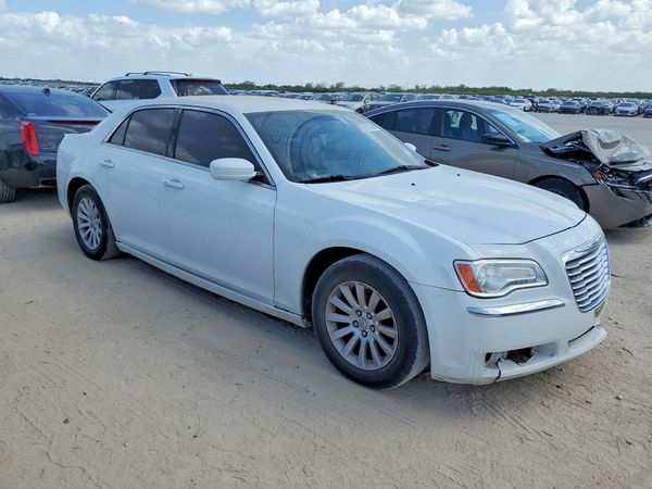 2012 CHRYSLER 300 Base/Limited
