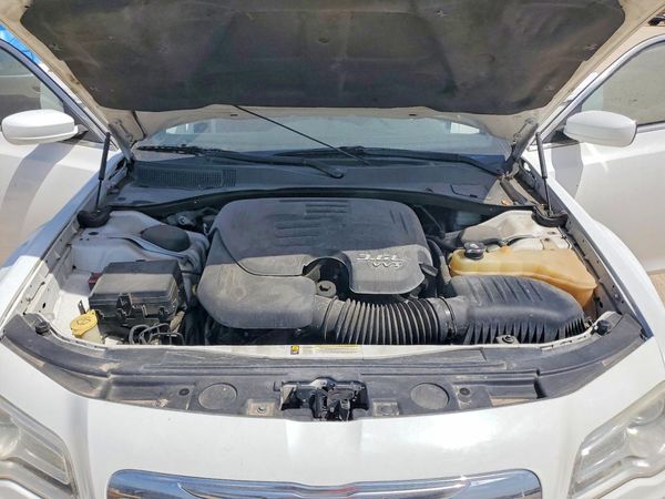 2012 CHRYSLER 300 Base/Limited