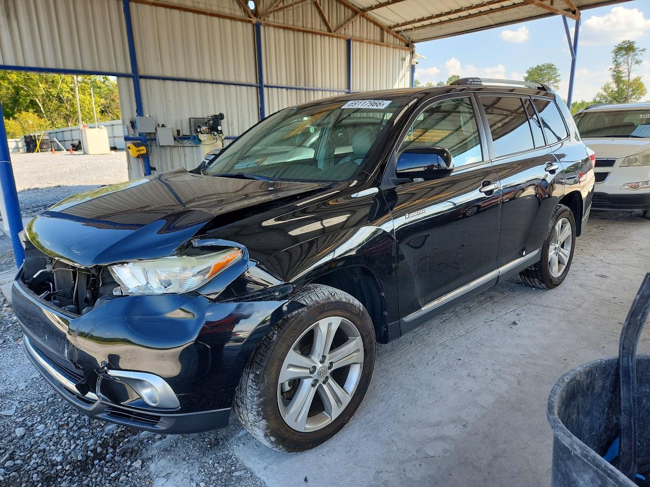 2012 TOYOTA HIGHLANDER Base/Hybrid — Front 3/4