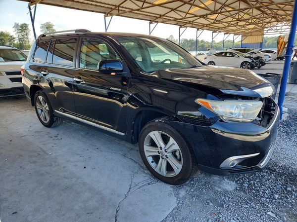 2012 TOYOTA HIGHLANDER Base/Hybrid — Passenger 3/4