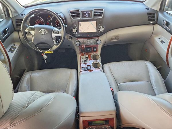 2012 TOYOTA HIGHLANDER Base/Hybrid — CKPT