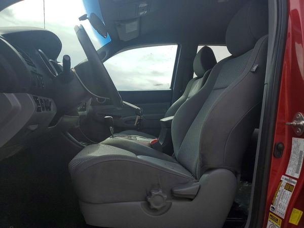 2014 TOYOTA TACOMA Delux Grade — DENT