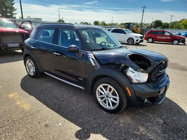 2015 MINI COOPER