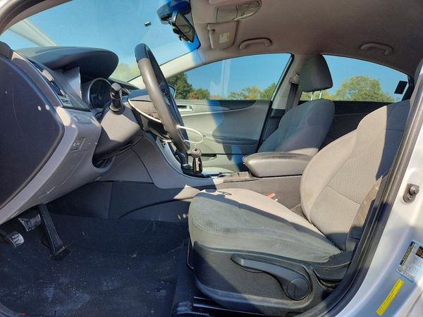 2014 HYUNDAI SONATA — DENT