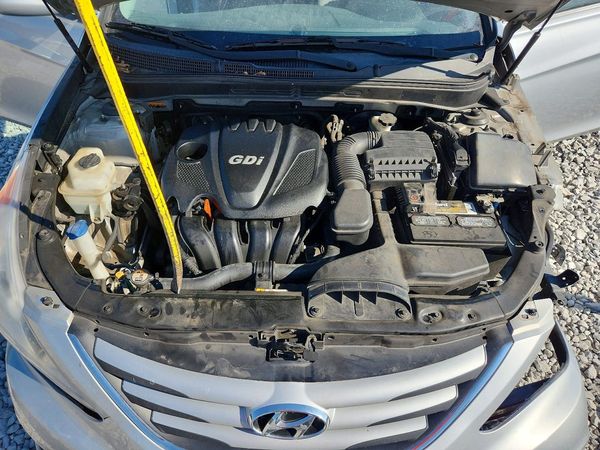 2014 HYUNDAI SONATA — Engine bay