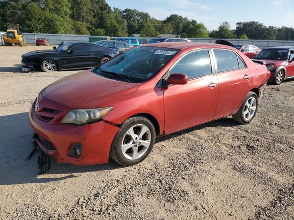 2013 TOYOTA COROLLA