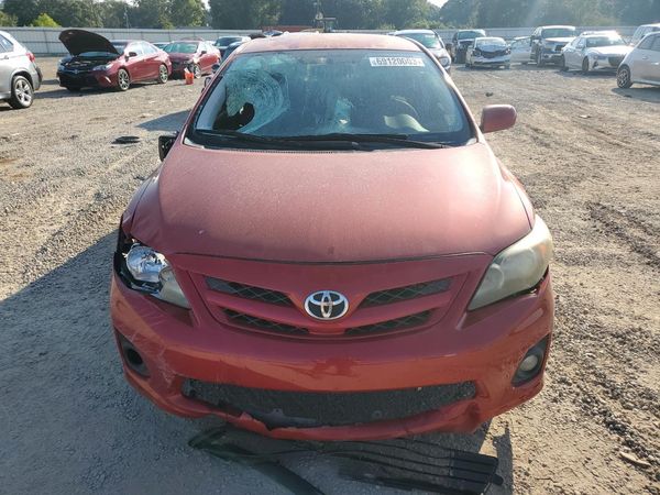 2013 TOYOTA COROLLA
