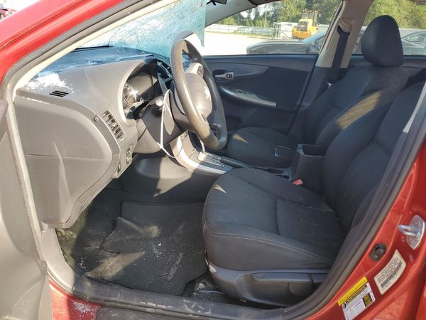 2013 TOYOTA COROLLA