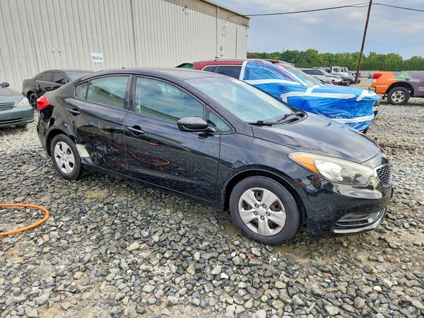 2016 KIA FORTE GL (Middle-Low Grade)