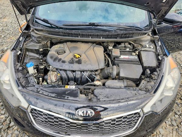 2016 KIA FORTE GL (Middle-Low Grade)