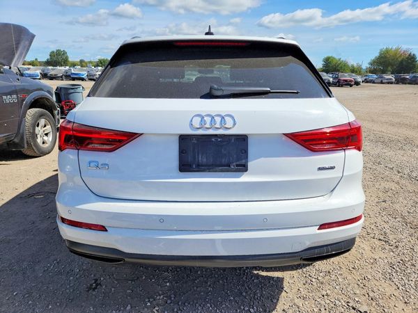 2022 AUDI Q3 quattro Premium — DIRR