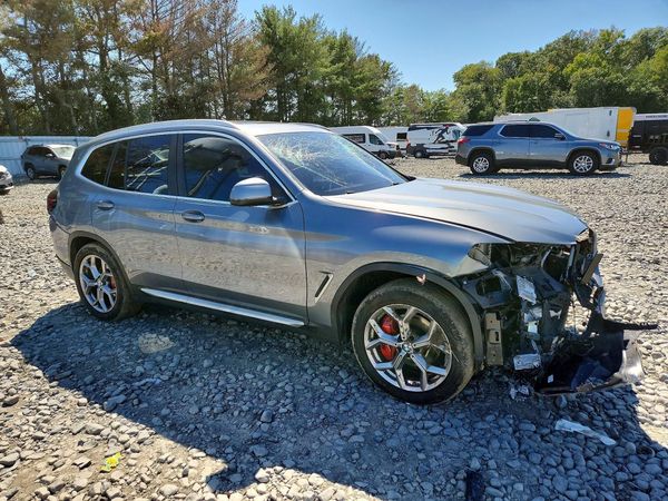 2023 BMW X3 — Passenger 3/4