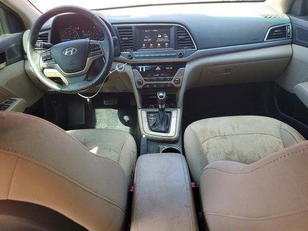 2017 HYUNDAI ELANTRA