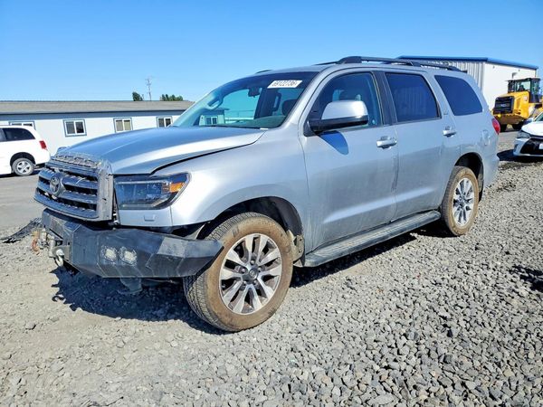 2016 TOYOTA SEQUOIA