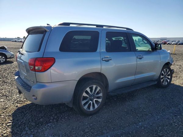 2016 TOYOTA SEQUOIA SR5 Grade