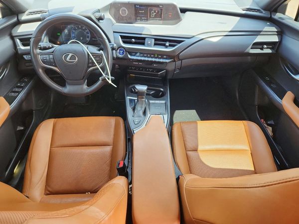 2021 LEXUS UX — CKPT