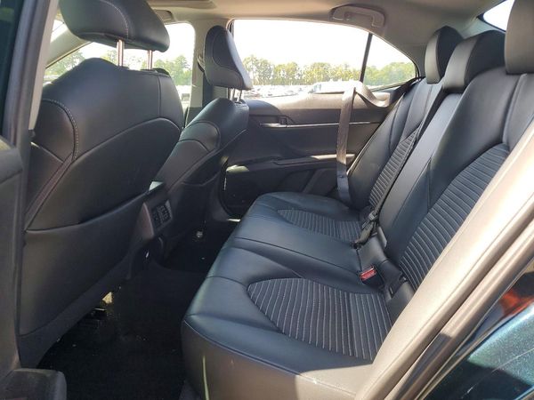 2020 TOYOTA CAMRY
