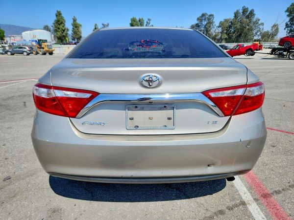 2015 TOYOTA CAMRY — DIRR