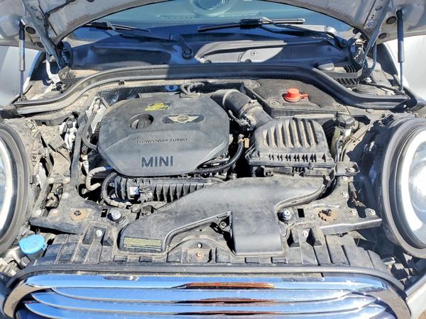 2015 MINI COOPER — Engine bay