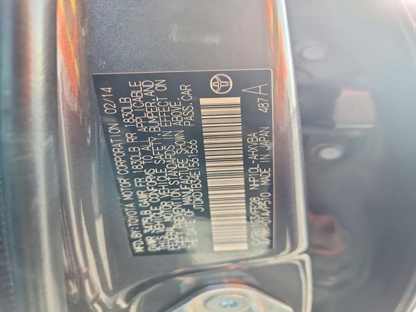 2014 TOYOTA PRIUS — VINS