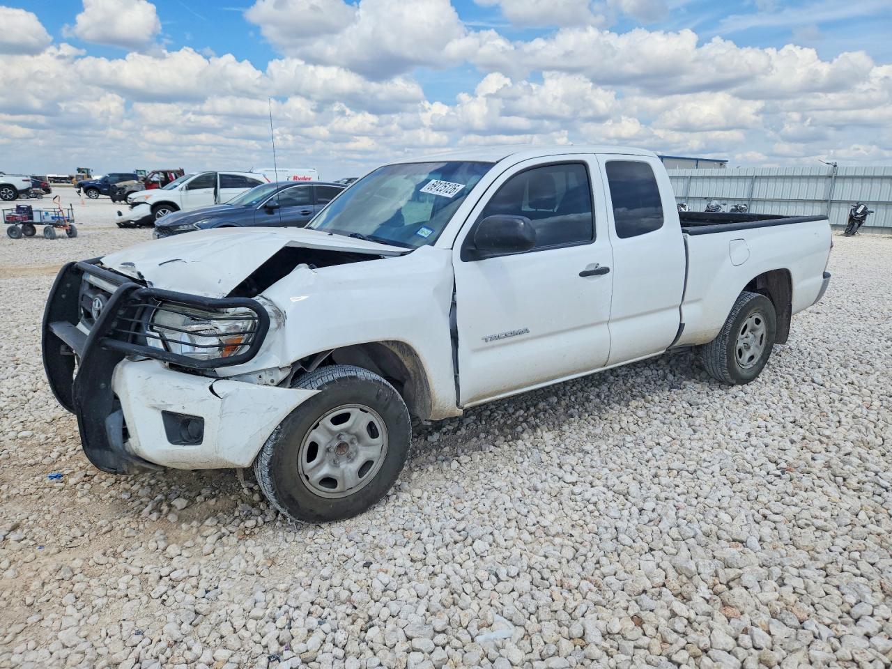 2013 TOYOTA TACOMA Delux — Front 3/4