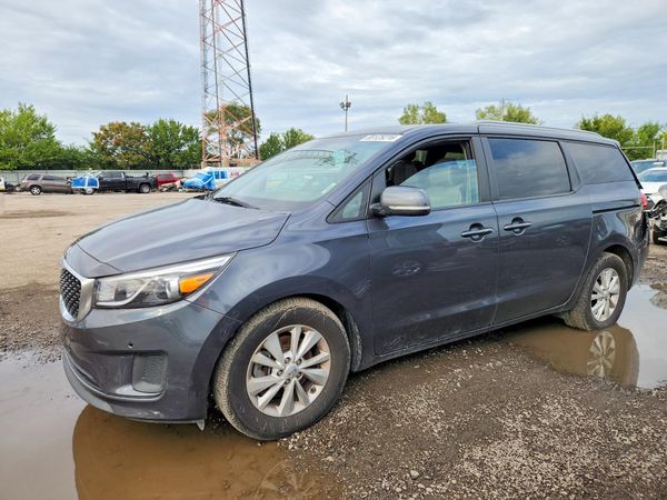 2016 KIA SEDONA LX - Middle-low — Front 3/4