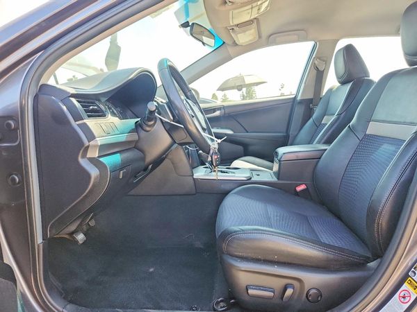 2014 TOYOTA CAMRY — DENT