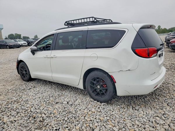 2020 CHRYSLER VOYAGER LXI