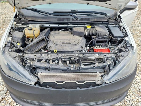 2020 CHRYSLER VOYAGER LXI