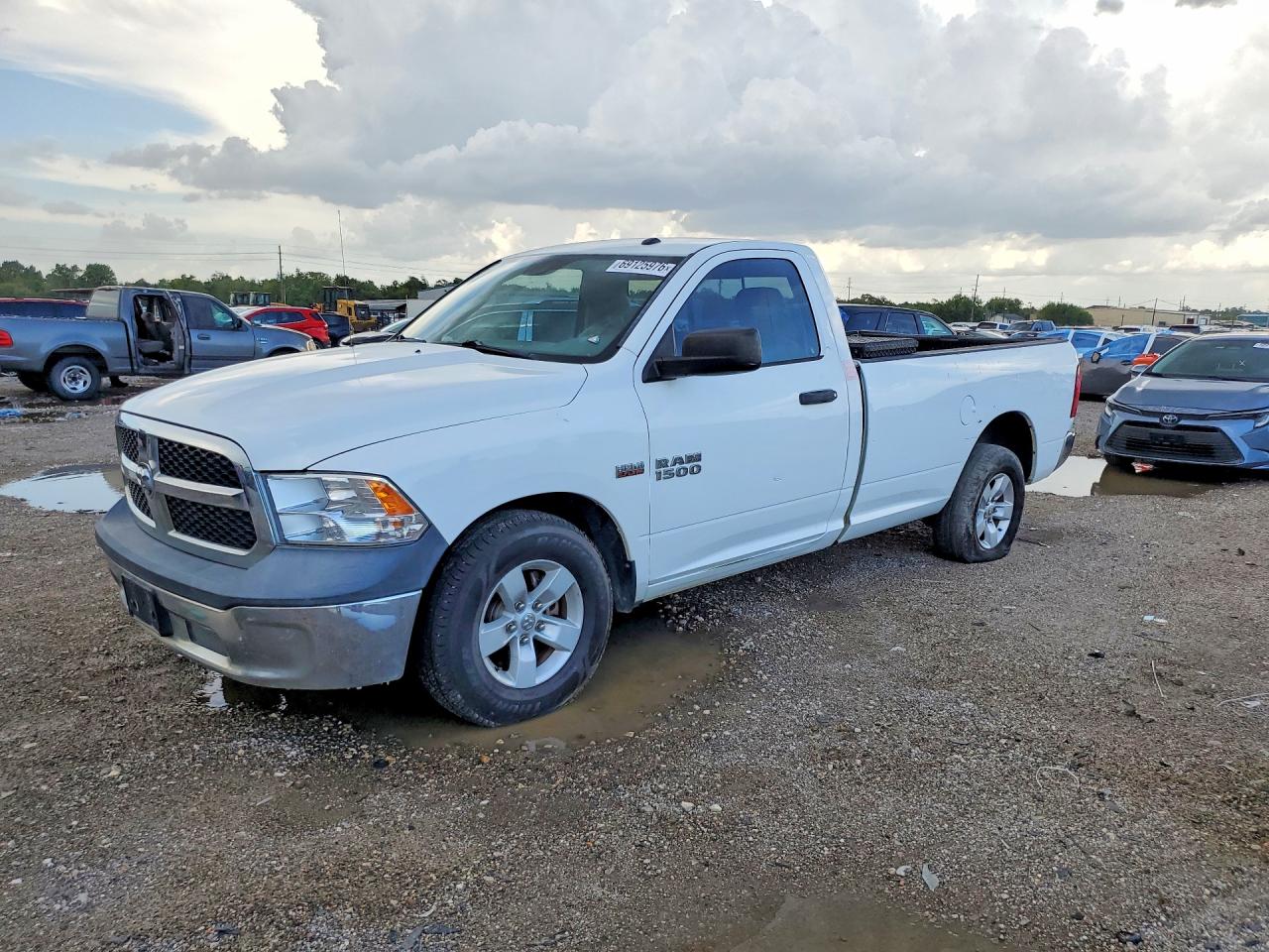2014 RAM 1500 ST