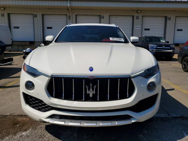 2018 MASERATI LEVANTE Luxury — DIRF