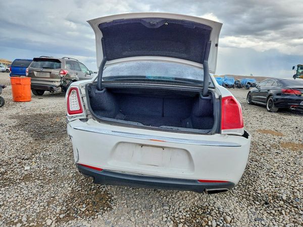2019 CHRYSLER 300 — DIRR