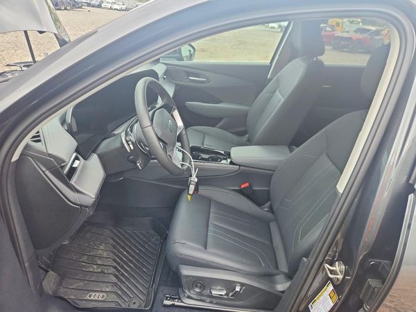 2026 AUDI Q3 — DENT