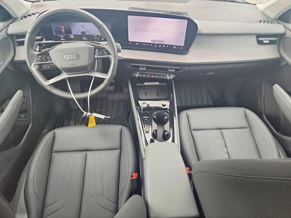 2026 AUDI Q3 — CKPT