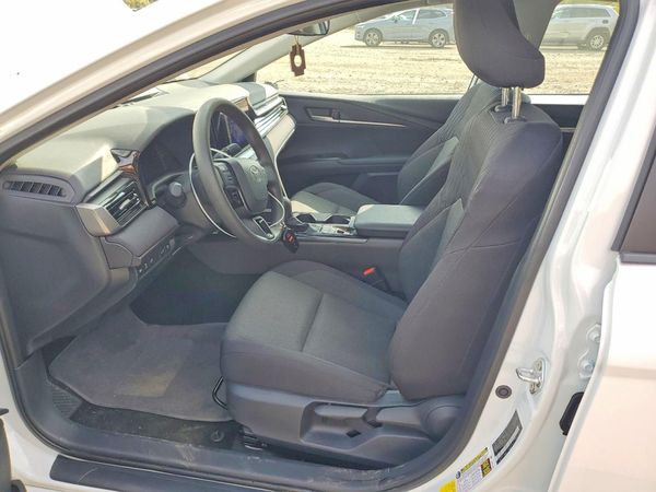 2025 TOYOTA CAMRY — DENT