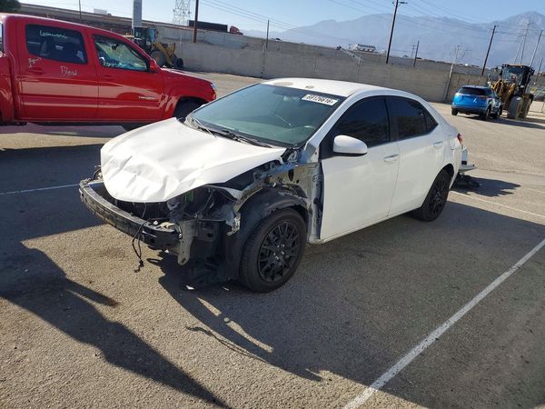 2014 TOYOTA COROLLA — Front 3/4