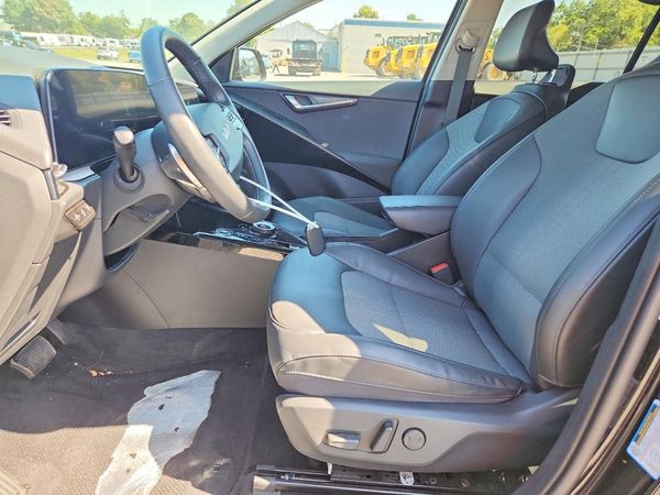 2024 KIA NIRO — DENT
